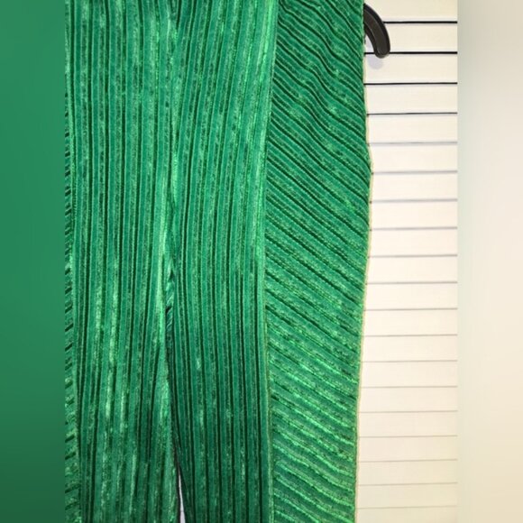 Free People Women's XS Velvet Pull-on Flare Pants Boho New - Picture 3 of 12